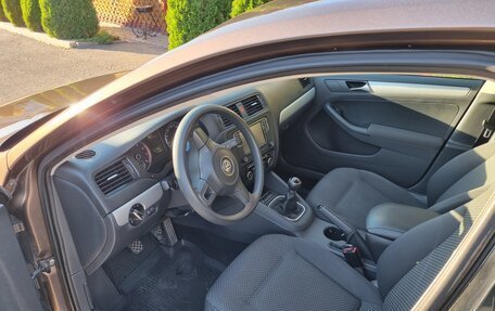 Volkswagen Jetta VI, 2011 год, 1 090 000 рублей, 7 фотография