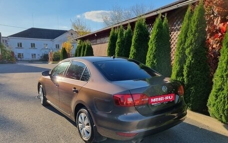 Volkswagen Jetta VI, 2011 год, 1 090 000 рублей, 3 фотография