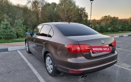 Volkswagen Jetta VI, 2011 год, 1 090 000 рублей, 16 фотография