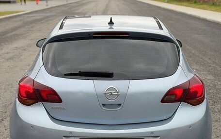 Opel Astra J, 2010 год, 450 000 рублей, 5 фотография