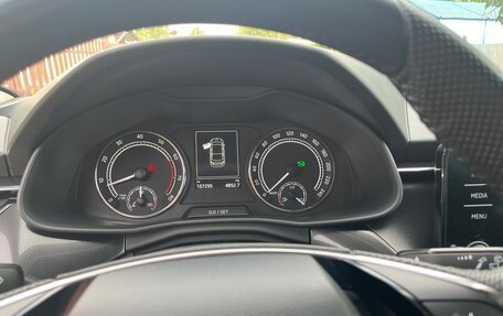 Skoda Rapid II, 2021 год, 1 750 000 рублей, 18 фотография