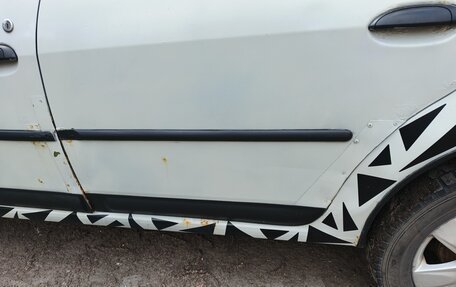 Renault Logan I, 2005 год, 140 000 рублей, 18 фотография