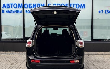 Mitsubishi Outlander III рестайлинг 3, 2013 год, 1 599 000 рублей, 20 фотография