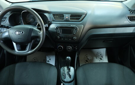 KIA Rio III рестайлинг, 2013 год, 799 000 рублей, 13 фотография