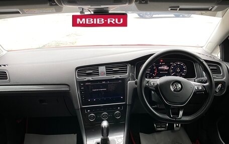 Volkswagen Golf VII, 2019 год, 2 200 000 рублей, 9 фотография
