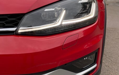 Volkswagen Golf VII, 2019 год, 2 200 000 рублей, 18 фотография