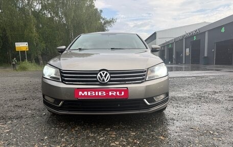 Volkswagen Passat B7, 2012 год, 850 000 рублей, 3 фотография
