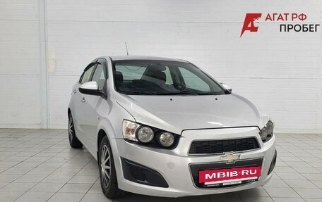 Chevrolet Aveo III, 2013 год, 790 000 рублей, 3 фотография