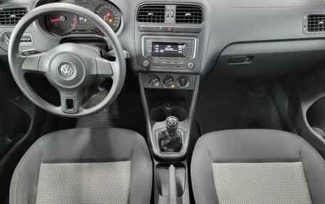 Volkswagen Polo VI (EU Market), 2015 год, 1 030 000 рублей, 20 фотография