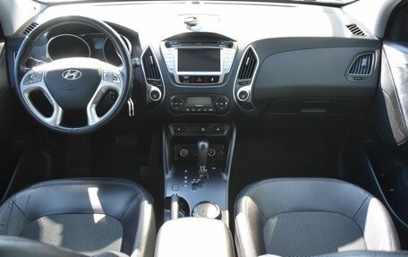 Hyundai ix35 I рестайлинг, 2013 год, 980 000 рублей, 12 фотография