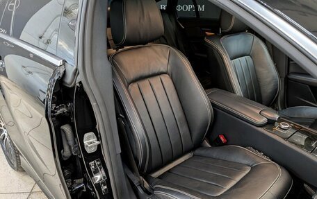 Mercedes-Benz CLS, 2017 год, 4 600 000 рублей, 26 фотография
