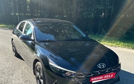 Hyundai Elantra, 2021 год, 2 000 000 рублей, 7 фотография