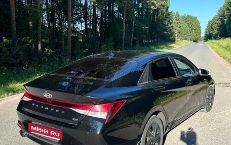 Hyundai Elantra, 2021 год, 2 000 000 рублей, 5 фотография