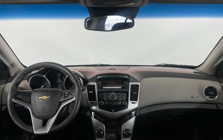 Chevrolet Cruze II, 2012 год, 635 000 рублей, 8 фотография