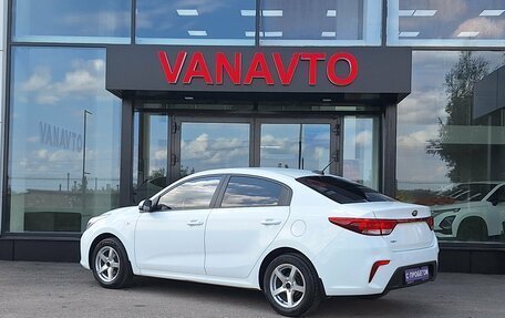 KIA Rio IV, 2017 год, 1 390 000 рублей, 7 фотография