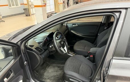 Hyundai Solaris II рестайлинг, 2015 год, 990 000 рублей, 6 фотография