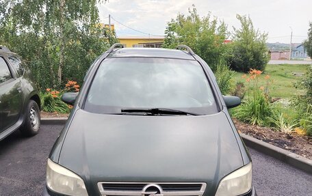 Opel Zafira A рестайлинг, 2002 год, 300 000 рублей, 1 фотография