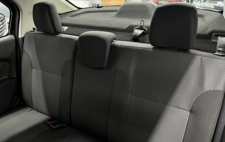 Renault Logan II, 2019 год, 975 000 рублей, 9 фотография