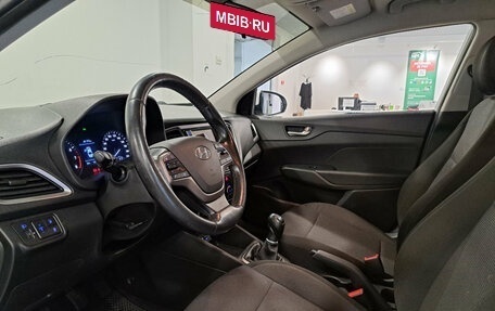 Hyundai Solaris II рестайлинг, 2018 год, 1 030 000 рублей, 20 фотография