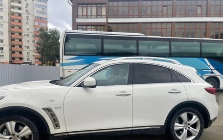 Infiniti QX70, 2015 год, 1 300 000 рублей, 2 фотография