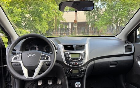 Hyundai Solaris II рестайлинг, 2013 год, 695 000 рублей, 5 фотография