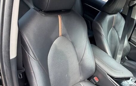 Toyota Camry, 2021 год, 2 500 000 рублей, 14 фотография