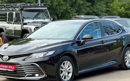 Toyota Camry, 2021 год, 2 500 000 рублей, 7 фотография