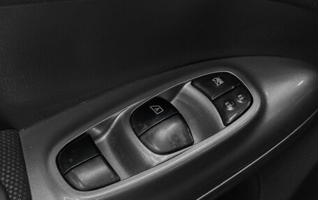 Nissan Juke II, 2013 год, 949 900 рублей, 12 фотография