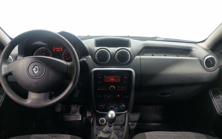 Renault Duster I рестайлинг, 2013 год, 800 000 рублей, 11 фотография