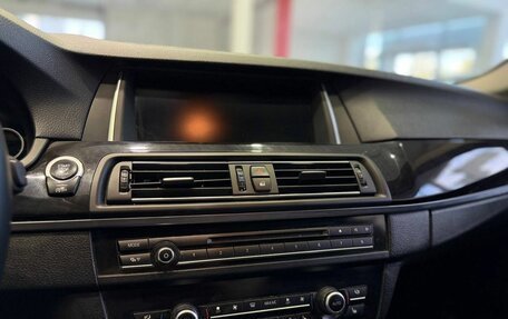 BMW 5 серия, 2015 год, 2 399 900 рублей, 11 фотография