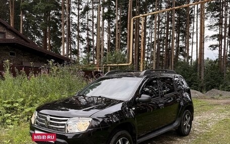 Renault Duster I рестайлинг, 2014 год, 980 000 рублей, 2 фотография