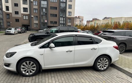 Opel Astra J, 2013 год, 825 000 рублей, 5 фотография