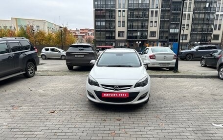 Opel Astra J, 2013 год, 825 000 рублей, 6 фотография