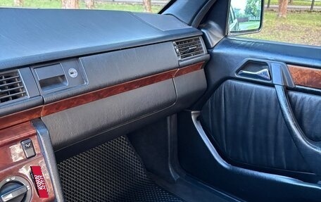 Mercedes-Benz W124, 1992 год, 750 000 рублей, 11 фотография