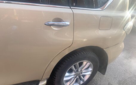 Nissan Patrol, 2011 год, 2 750 000 рублей, 10 фотография