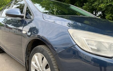 Opel Astra J, 2011 год, 580 000 рублей, 3 фотография