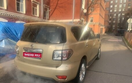 Nissan Patrol, 2011 год, 2 750 000 рублей, 5 фотография