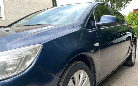 Opel Astra J, 2011 год, 580 000 рублей, 4 фотография