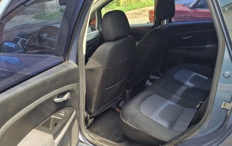 Fiat Linea, 2010 год, 450 000 рублей, 15 фотография