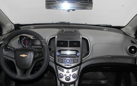 Chevrolet Aveo III, 2013 год, 799 900 рублей, 8 фотография