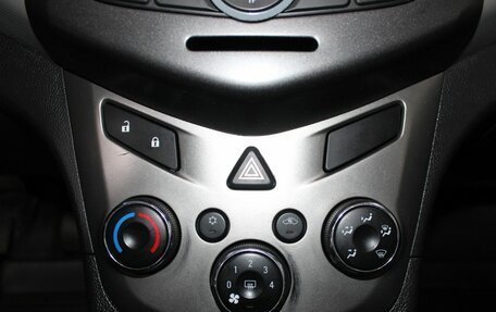 Chevrolet Aveo III, 2013 год, 799 900 рублей, 16 фотография