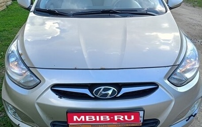 Hyundai Solaris II рестайлинг, 2012 год, 680 000 рублей, 1 фотография