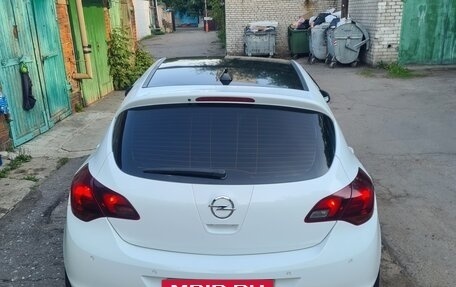 Opel Astra J, 2012 год, 1 000 000 рублей, 5 фотография