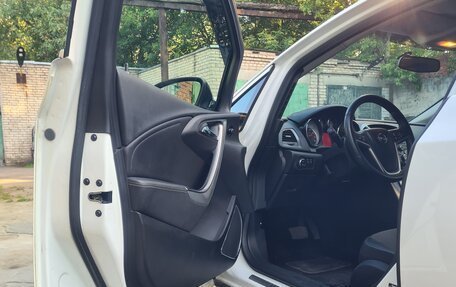 Opel Astra J, 2012 год, 1 000 000 рублей, 13 фотография