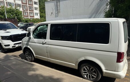 Volkswagen Multivan T5, 2010 год, 1 300 000 рублей, 3 фотография