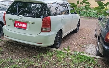 Toyota Wish II, 2006 год, 700 000 рублей, 3 фотография