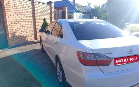 Toyota Camry, 2015 год, 1 900 000 рублей, 3 фотография