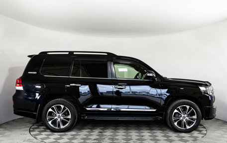 Toyota Land Cruiser 200, 2020 год, 7 199 000 рублей, 4 фотография
