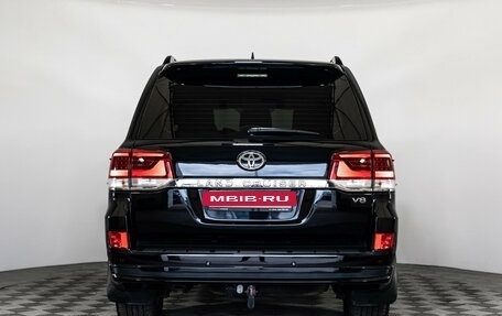 Toyota Land Cruiser 200, 2020 год, 7 199 000 рублей, 8 фотография