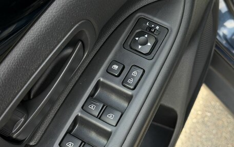 Mitsubishi Outlander III рестайлинг 3, 2019 год, 2 150 000 рублей, 9 фотография